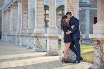 Buda and Pest Winter Engagement Photo Session