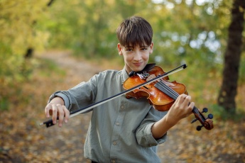 Boy with a violin